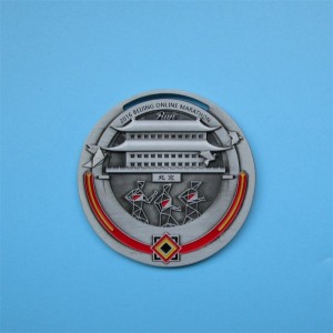 Mukautettu logo Antique Design 3D -metalli värikäs mitalimaratonmitali viimeistelijät 2016