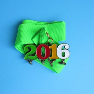 Mukautettu metallikultamitalivarastomitali myydä