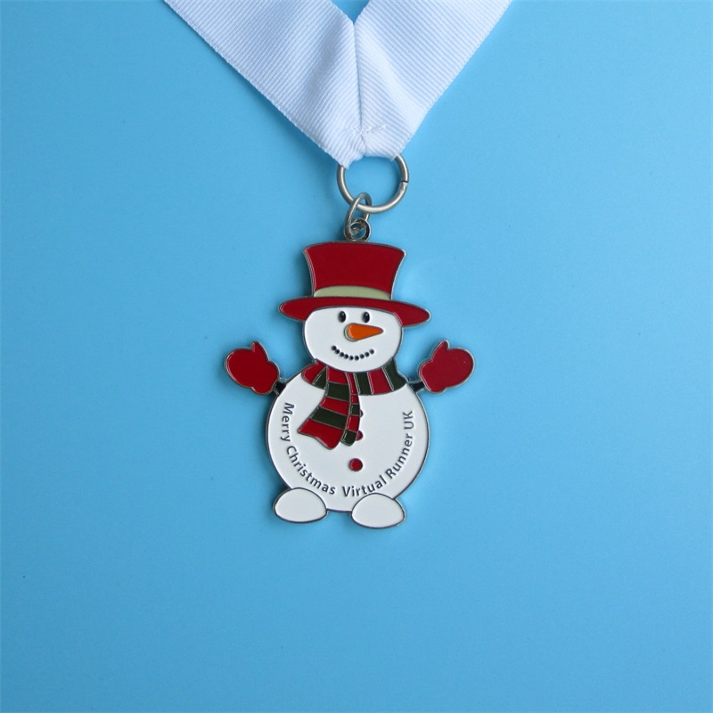 Ilmainen ammattimainen suunnittelu Christmas Metal Gift Snow Man Mitallion Pendant Sport -mitali
