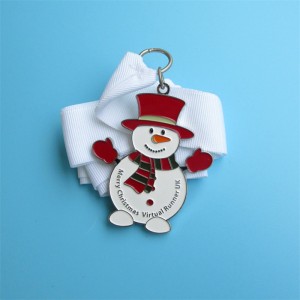 Ilmainen ammattimainen suunnittelu Christmas Metal Gift Snow Man Mitallion Pendant Sport -mitali