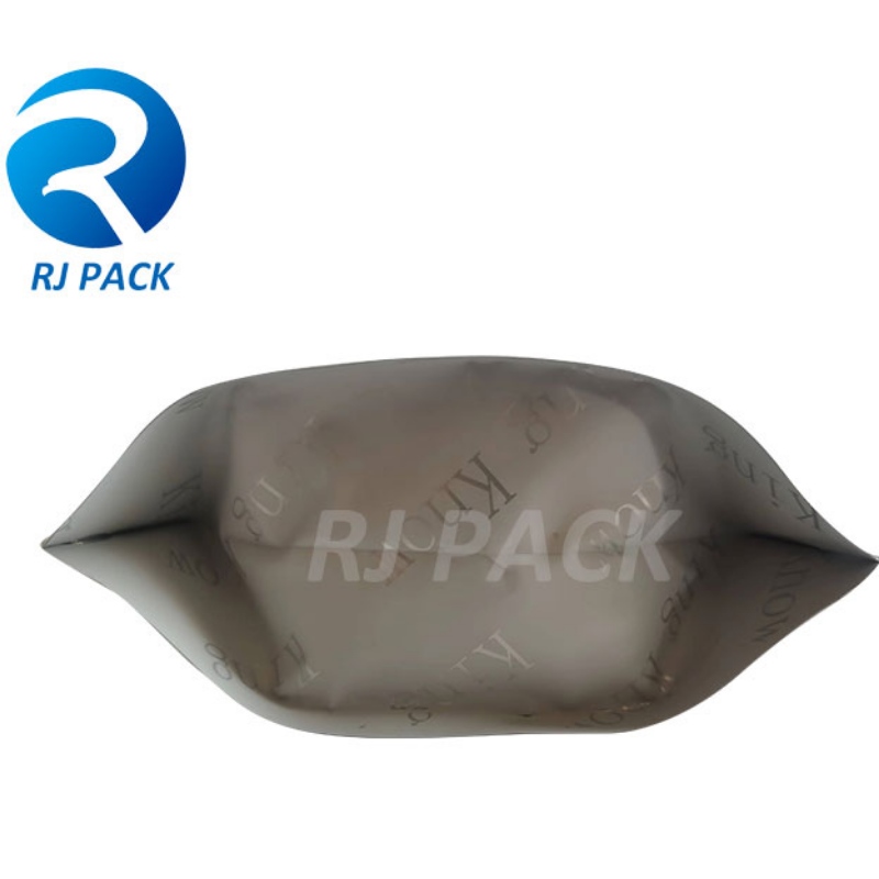 PE -kierrätettävät pakkauspussit vetoketjulla