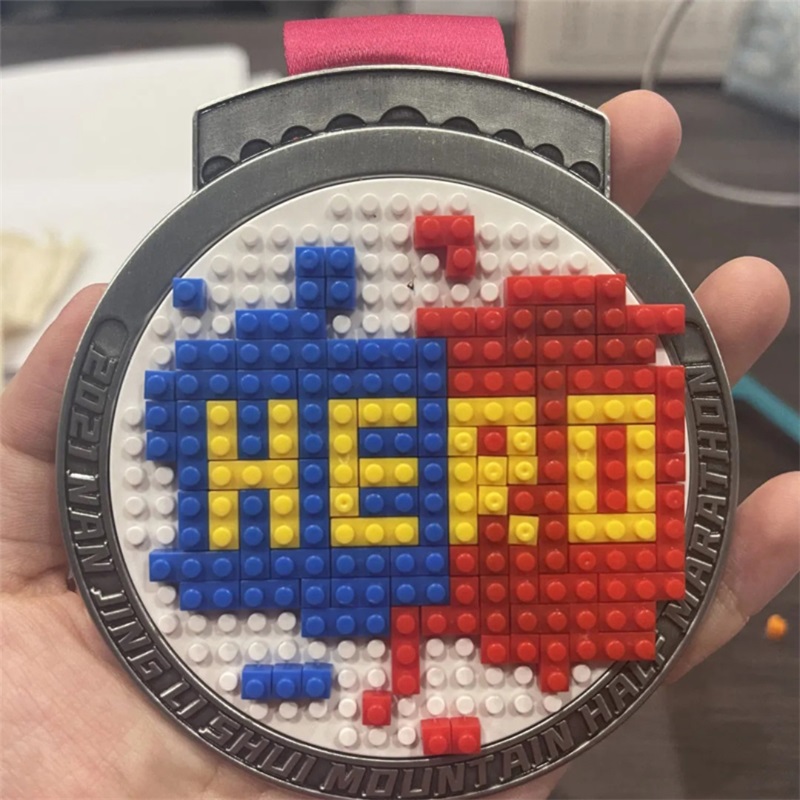 Maratonimitali räätälöity kilpailumitali hauska Lego -mitalit urheilumitalit