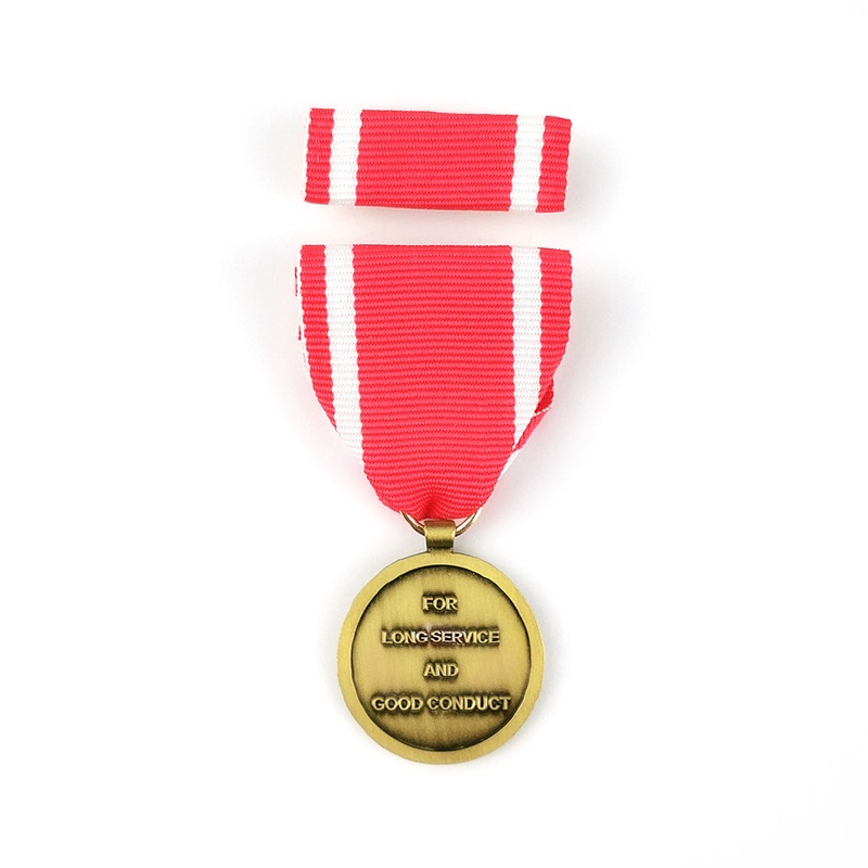 Mukautetut medalla -medaljongit Die Cast Metal Badge 3D -aktiivisuusmitalit ja palkitsemismitali kunnianauhalla