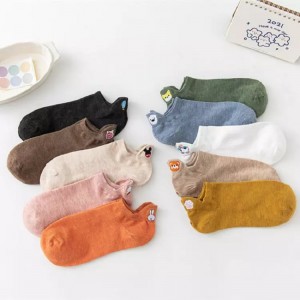 Sarjakuvakirjonta korvanhimoinen veneruskatnaisille hengittävä ja mukava yksivärinen puuvillasukat