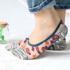 Kesä kuuma myyntinäkymätön värikäs muotikristalli silkki matala leikatutnaiset läpinäkyvät sukat