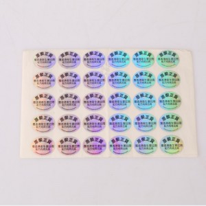 Itse kiinnitettävät etiketit