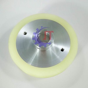 200000893 PROT.OHDER -kumi ABB -moottorin harjalle punaiselle ja mustalle L20 X W15 x H8 mm