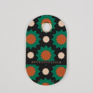 Mukautettu muotisuunnittelun logo Tuotemerkin korkea laadukkaat mukautetut paperit -tunnisteet, joissa on jousiköylä vaatteisiin ympäristöystävällinen