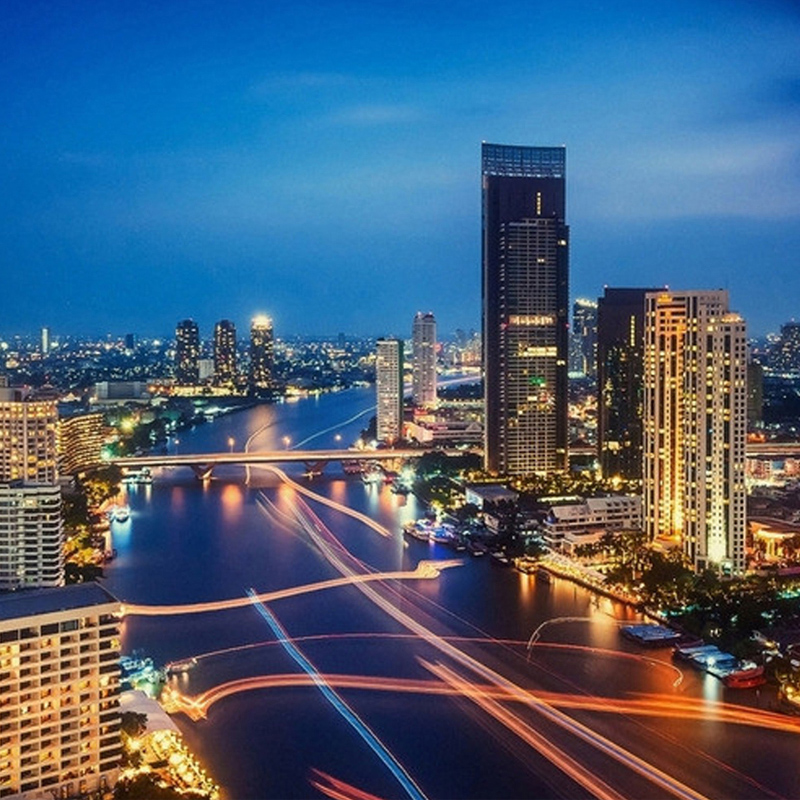 Guangzhou XINRUN Lighting Co., Ltd. on erilaisia ​​energiansäästövalaistussovelluksia, ja LED-energiansäästövalaisinten käsittely-franchising-markkinat ovat suuria