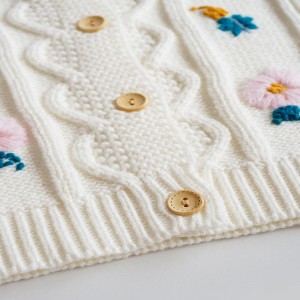 Lastenneulottu pitkähihainenneuletakki puhdas käsikirjonta