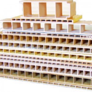 Muovinen leveä oven suulakepuristusmuotti