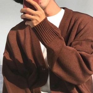 Fall/winter-pitkähihainenneulottu löysäneuletakki V-kaula-aukko miesten pusero