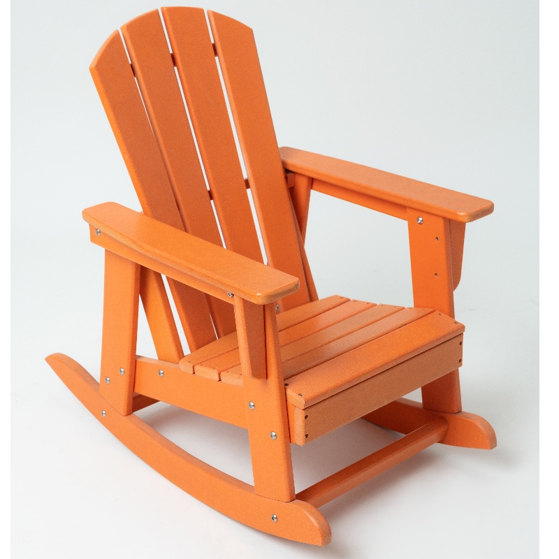 Adirondack -keinutuoli tyynyllä