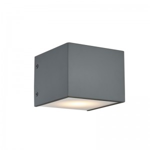 Hospitality -hotellin seinävalaisin maalatulla litteällä harmaalla ja integroidulla LED: llä hotellin tyypillisessä huoneessa