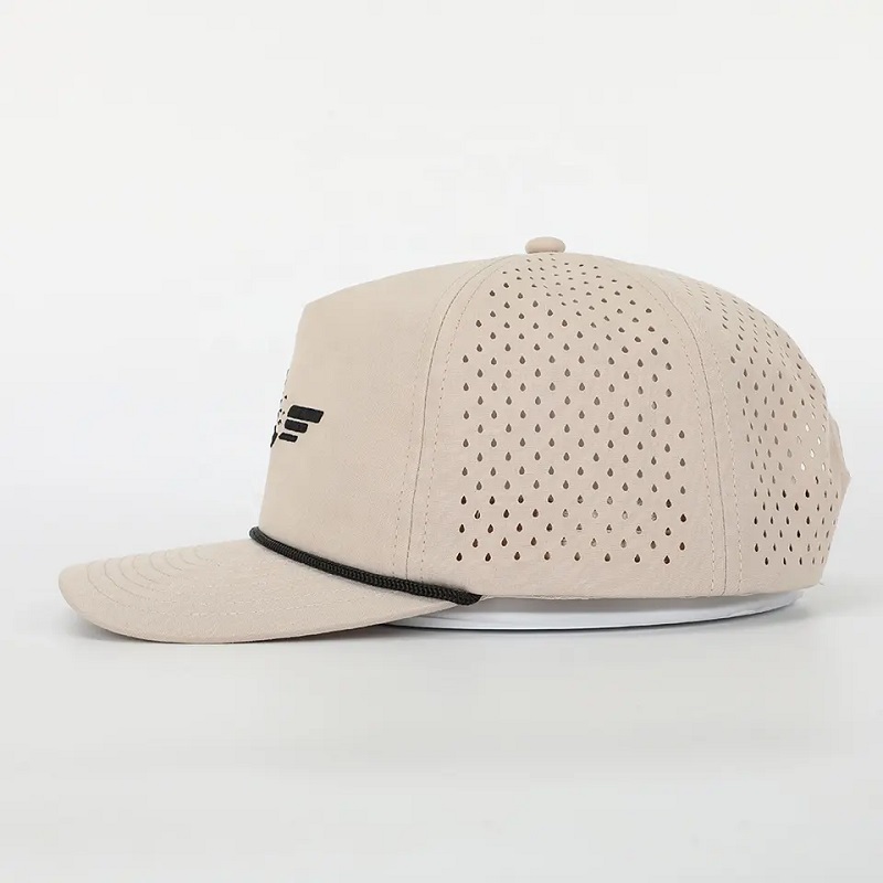 Tukkumyynti mukautettu kirjonta -logo 5 paneeli isä hattu korkealaatuinen polyester golf gorras, laserleikallinen reikäurheilu musta baseball -korkki