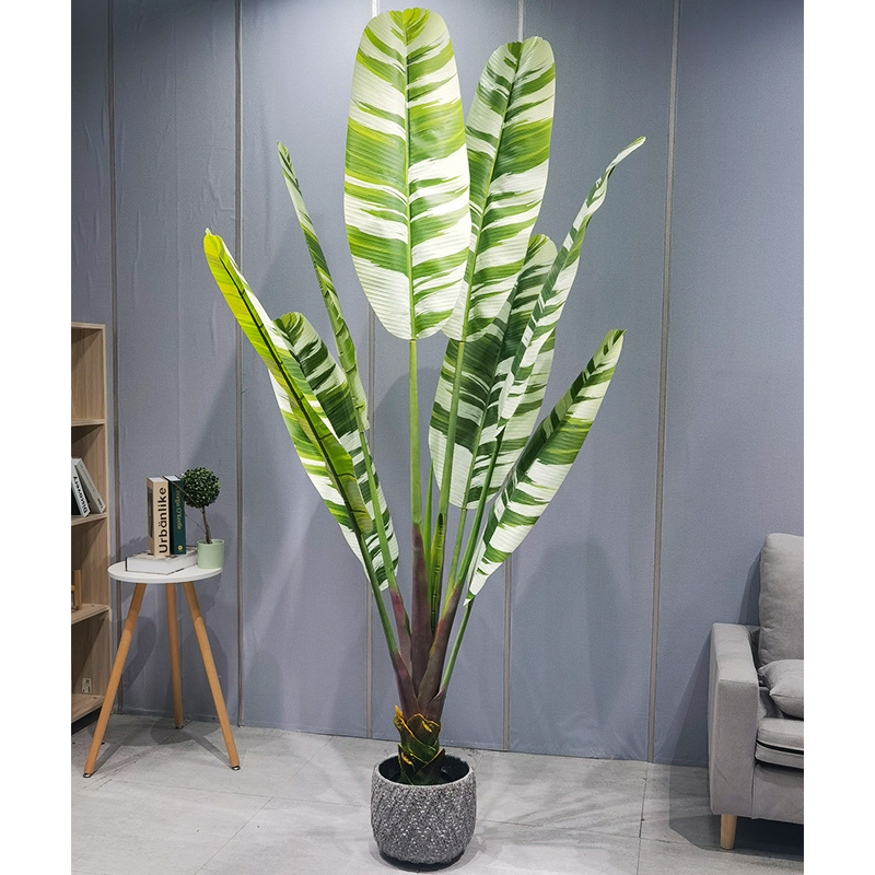 Simulaatio palmujen keinotekoinen kasvi erittäin mukautuva elävä banaanipuu puutarhakerroksen hääkoristeiden puutarhanhoitokoristeisiin