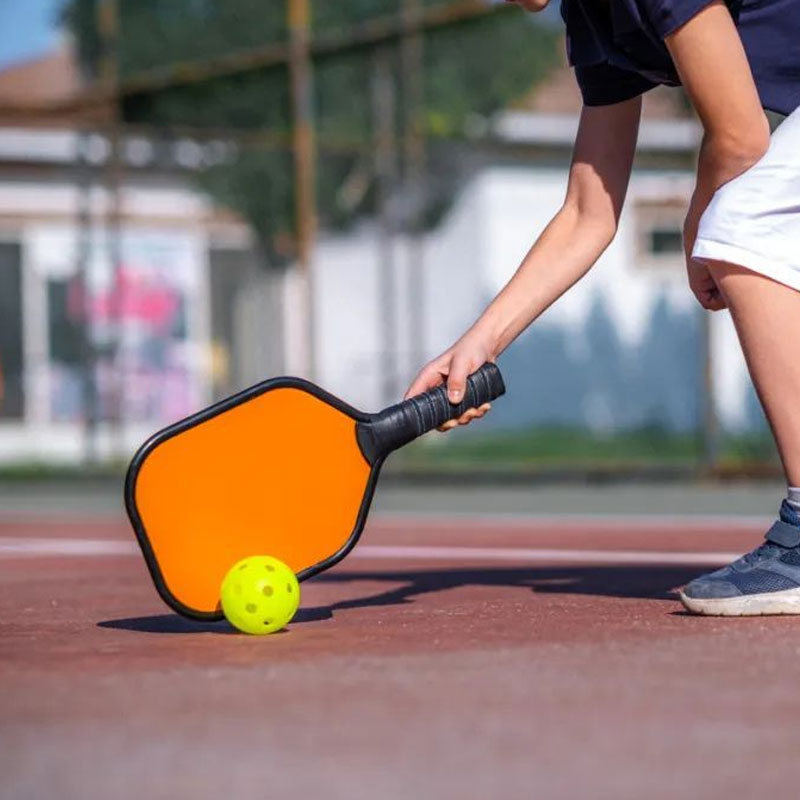 Pickleball-mela, mikä on integroitu kuumapuristusprosessi?