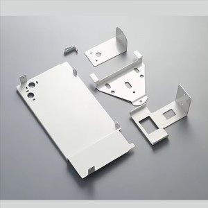 Räätälöity valmistuspalvelu Musta jauhemaalaus alumiini leimaus taivutus lävistys muotoiluosat golfkärryyn