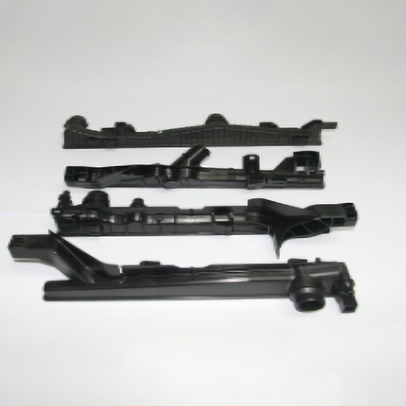 Moottorin osat Jäähdyttimen säiliö