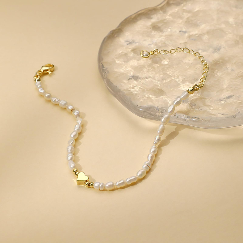 Hongde 14K kultaa-Plated Pearl Heart -rannekoru Pearls of the Heart -rannekoru