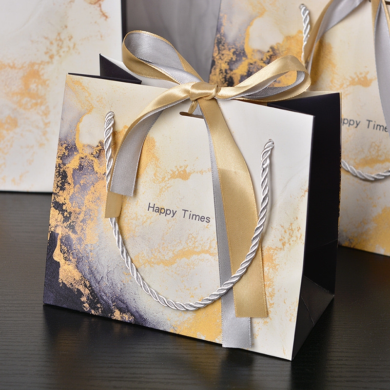 Marble Luxe -erikoispaperikassi