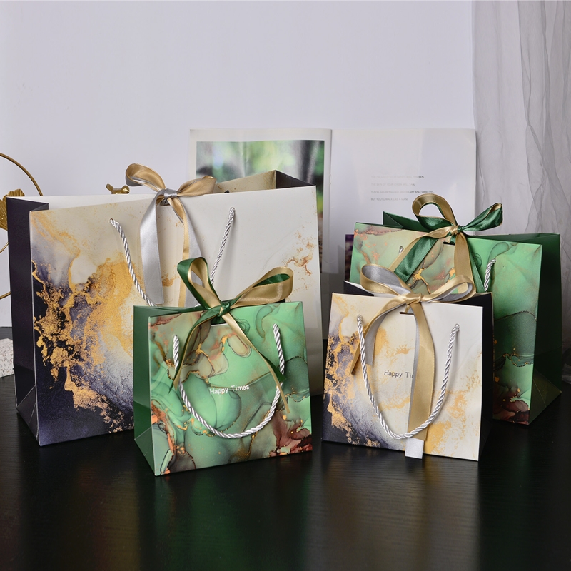 Marble Luxe -erikoispaperikassi