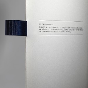 Tyylikäs viinilahjalaatikko