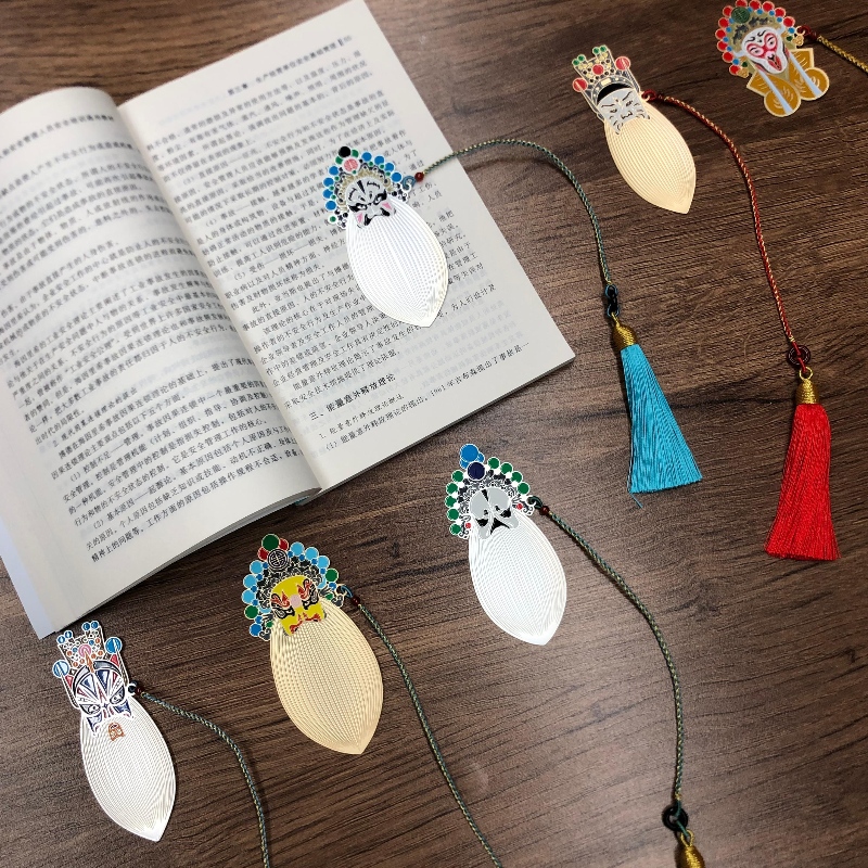 Kiinalainen oopperamaski kirjanmerkki