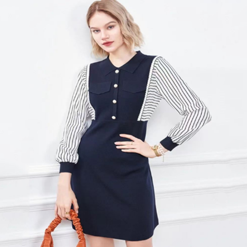 Varhainen syksy pieni käänteinen kaulusneulottu puolineuletakki