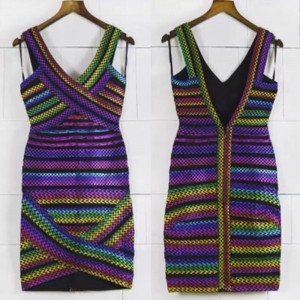 Kesä V-kaulan värikkäitä raidat kuminauhan silmukointi riiman tiukat pakkaus lonkkamekot