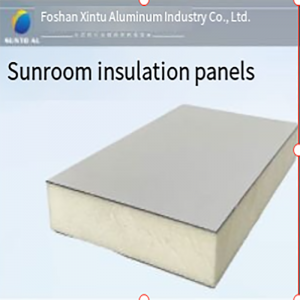 Alumiiniseos eristetyt litteät paneelit katolla