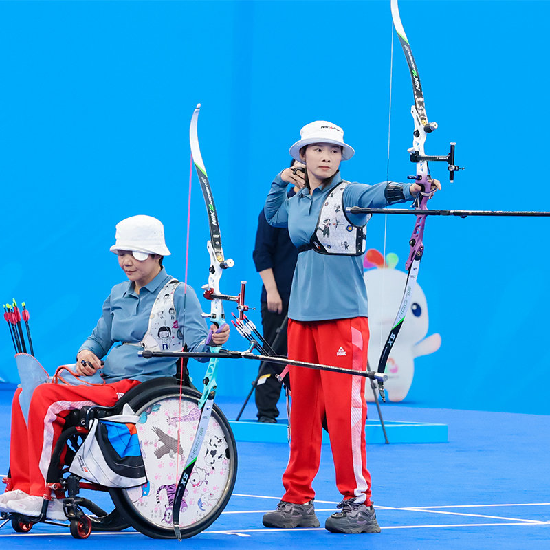 Nika-jousiammuntajouset tukevat paralympialaisia