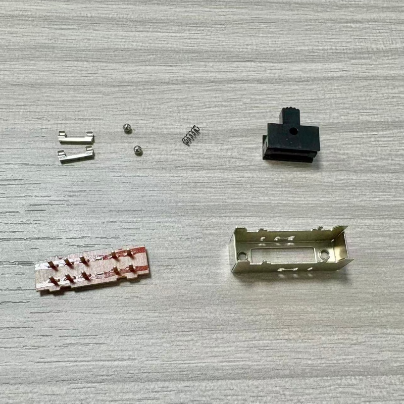 Raaka-aineista valmiisiin tuotteisiin: